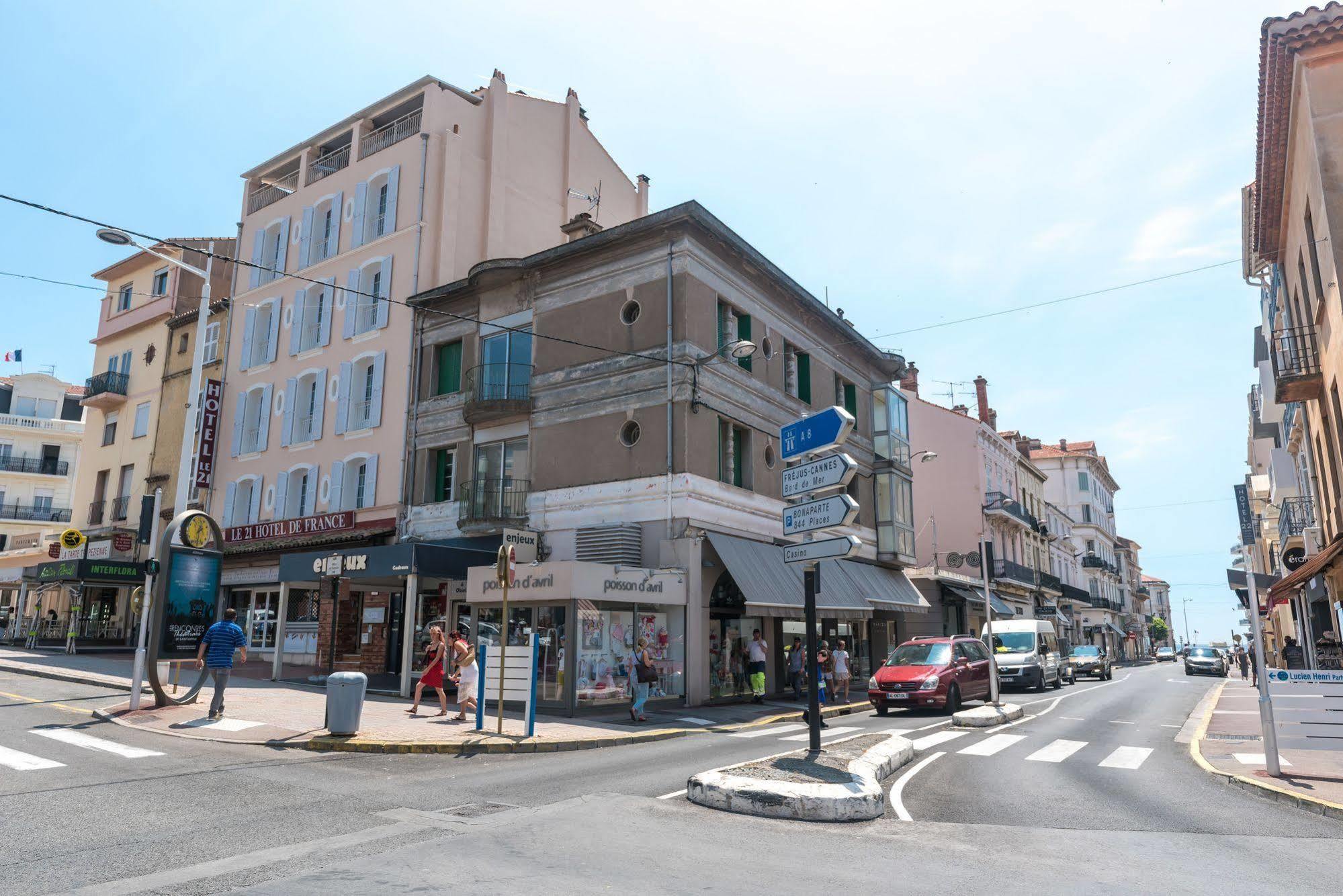Hotel Le 21 Saint-Raphaël Exterior foto